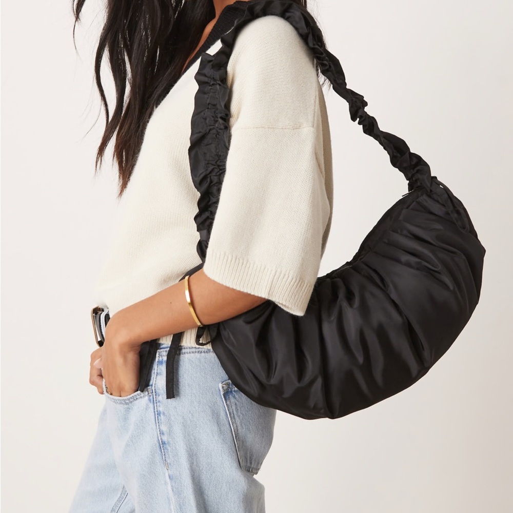 Glamorous nylon ruched crossbody bag